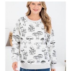 LA Soul Mushroom Print Sweatshirt.  Women’s Medium